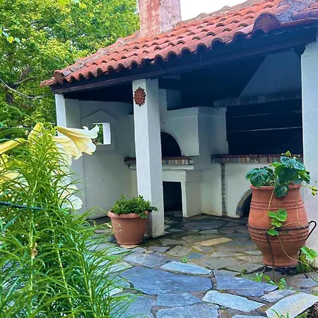 Villa Erato's Nest - *