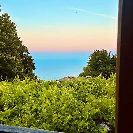 Erato's Nest - Villa
